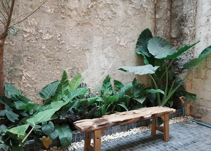 Charming 3br Design Loft In The Heart Of Ari Villa *