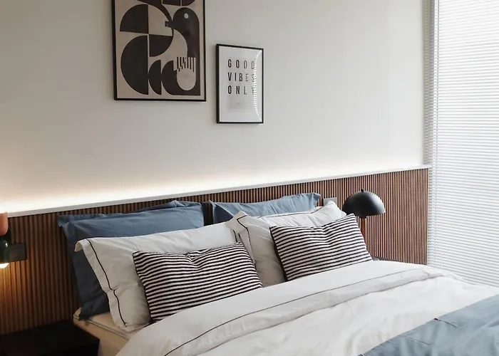 Charming 3br Design Loft In The Heart Of Ari Villa *
