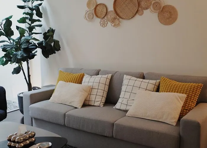 Charming 3br Design Loft In The Heart Of Ari *