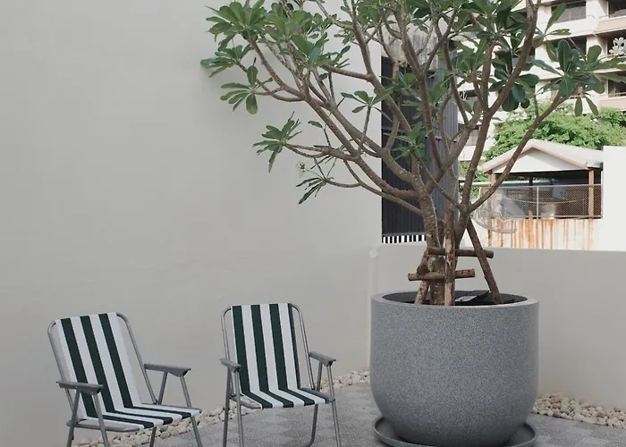 Villa Charming 3br Design Loft In The Heart Of Ari Bangkok